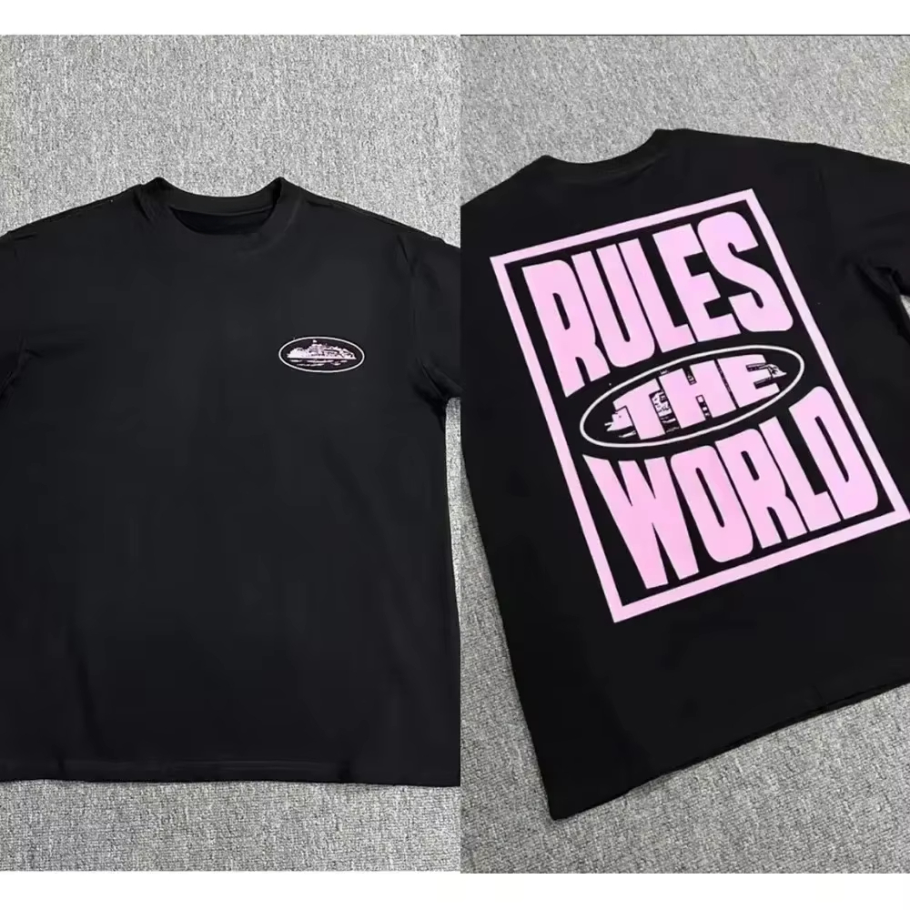 Camiseta Branca Clássica Retro - Streetwear Brand With A Logo avaliação e preço